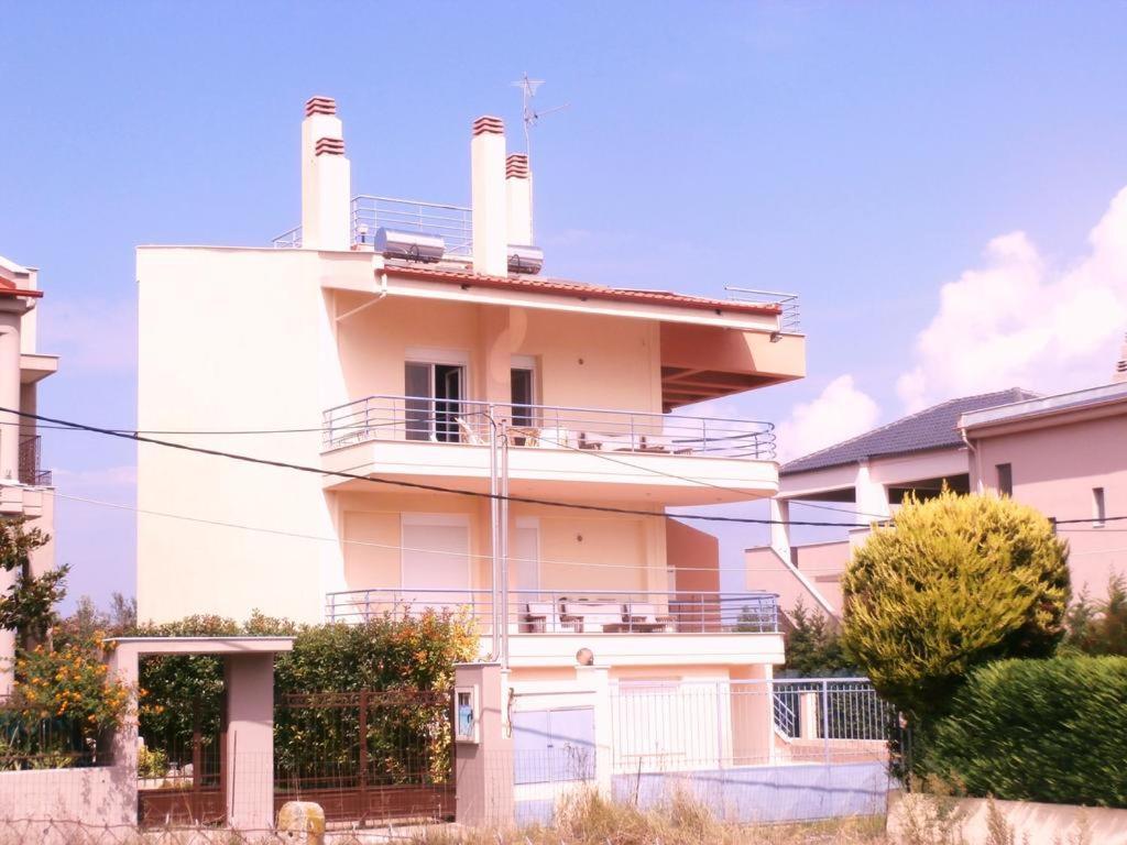 Dimitrios Apartments Sotirítsa エクステリア 写真