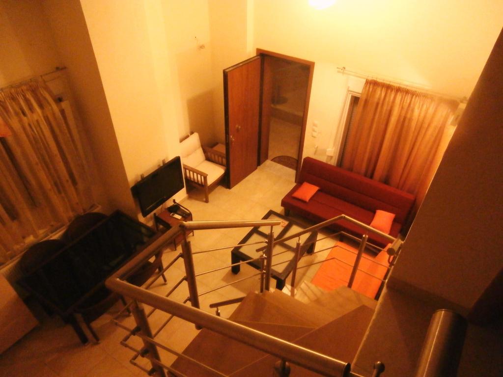 Dimitrios Apartments Sotirítsa エクステリア 写真