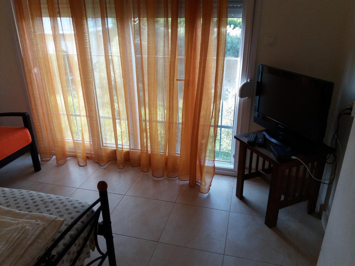 Dimitrios Apartments Sotirítsa エクステリア 写真