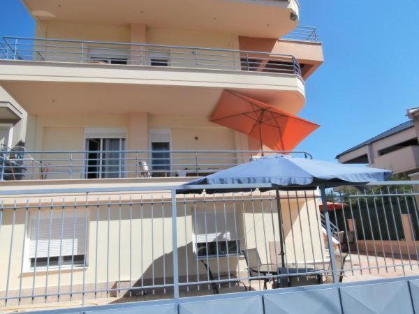 Dimitrios Apartments Sotirítsa エクステリア 写真
